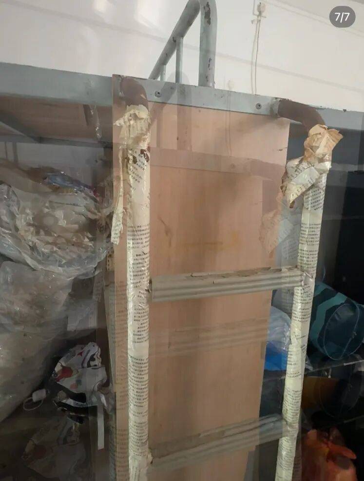 广东海洋大学被曝住宿环境差，网友吐槽：和废弃仓库一样