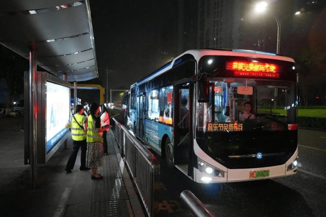 平安出行 畅游天府 全省道路运输系统圆满完成国庆中秋假期运输服务工作