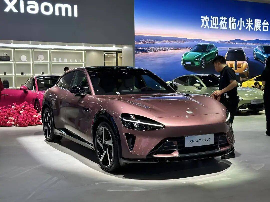 小米SU7碰撞后自燃，驾驶人身亡！公司市值蒸发770亿港元