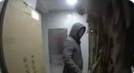女主播被不明包裹炸伤毁容，警方通报