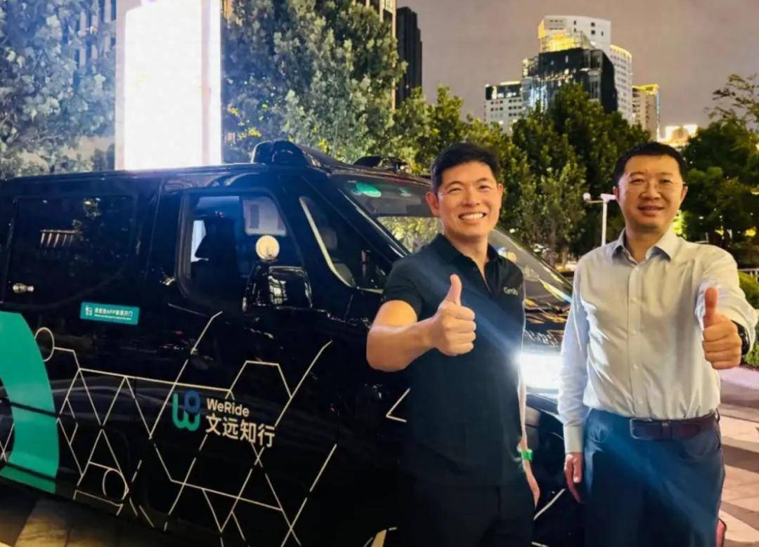 小马智行与文远知行相继获IPO备案：抢夺Robotaxi港股第一股
