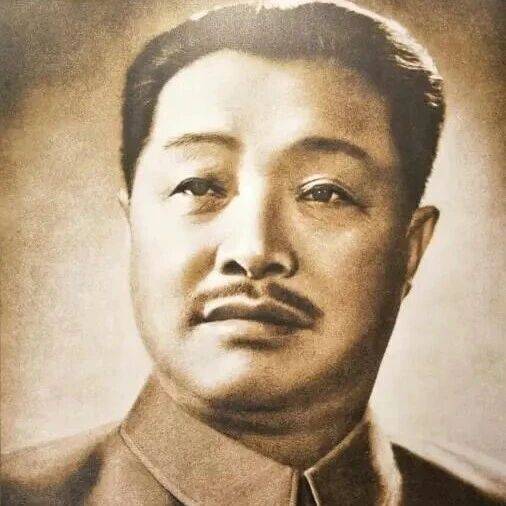 十大元帅轶事:将帅传奇人物纪事【连载28】_贺龙_林彪_叶群
