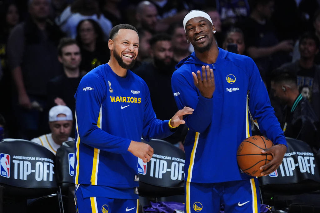 NBA各队为何要对勇士心存忌惮？首秀开门红就是答案