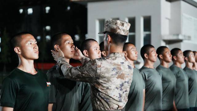 军校初体验 新学员“新训套餐”已上线！