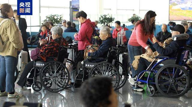近三分之一旅客70岁以上 老人们的温暖“迁徙”该如何守护 近三分之一旅客70岁以上 老人们的温暖“迁徙”该如何守护