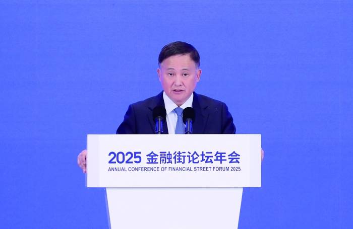 中国人民银行行长潘功胜:恢复公开市场国债买卖操作 重点推进宏观审慎管理四方面工作