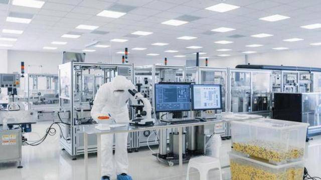 原创             北大天才朱佳迪，帮助美国攻克1nm芯片难题后，中国出现奇怪现象