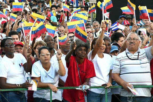 委内瑞拉称挫败“假旗”行动，美国轰炸机再次