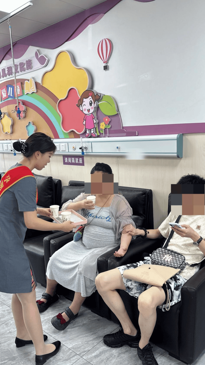 302醫院門診陪診掛號服務行動不便全程幫扶，出行更安全的簡單介紹