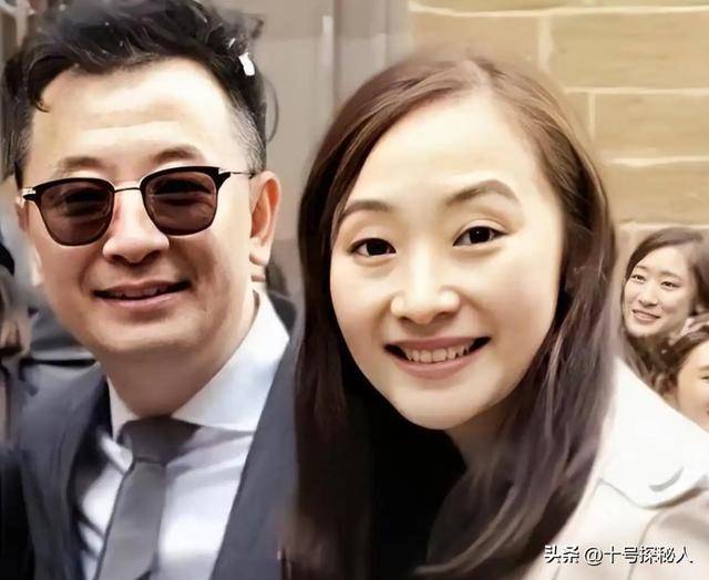 嫁给落魄时的黄海波,任劳任怨养夫多年,曲栅栅现终于苦尽甘来