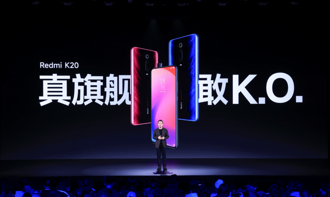 便宜大几百，配置却更顶？子品牌手机开始“骑脸”自家大哥了。