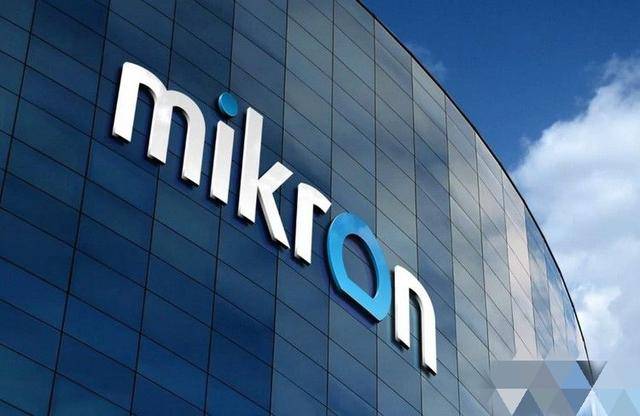 原创             为何俄罗斯不担心芯片、光刻机断供？除了中国，其他国家都不担心