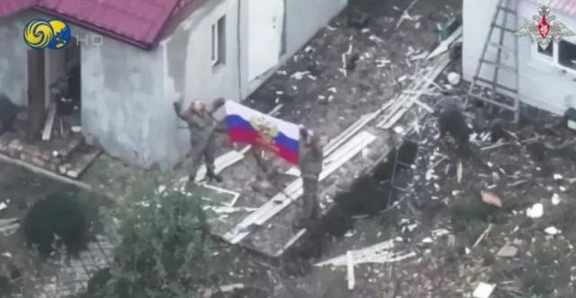 俄称控制扎波罗热地区两个定居点，一日内打击乌军141个目标