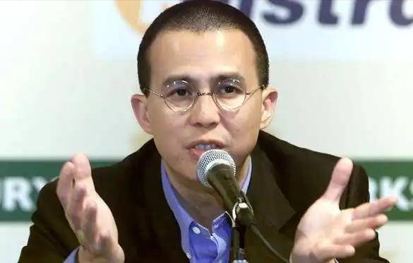 2909亿身家有何用？97岁的李嘉诚无力回天，两个60岁儿子已成心病