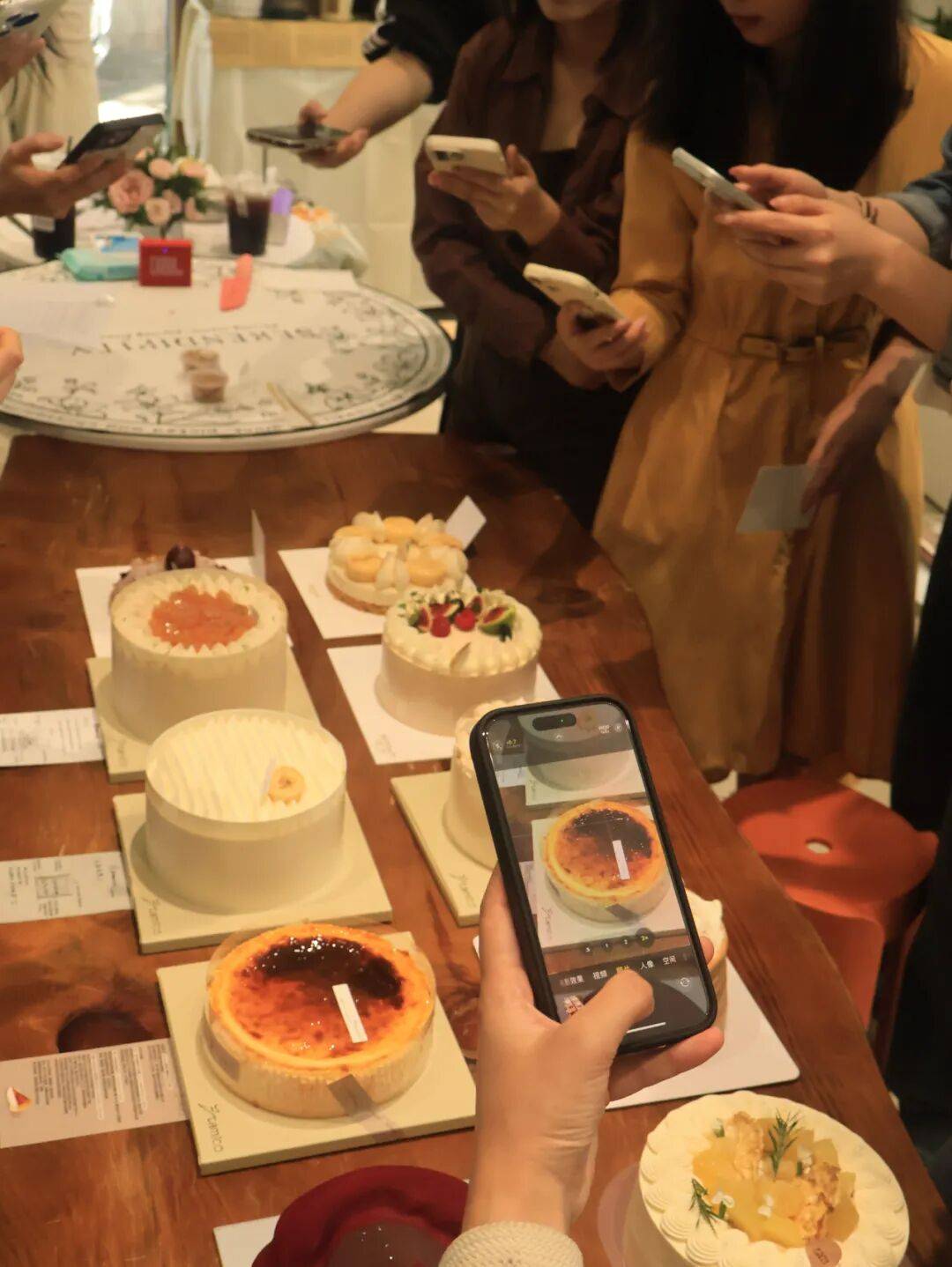 图片[3]-今年最流行的社交局，花200块一起“杀糕” -华闻时空