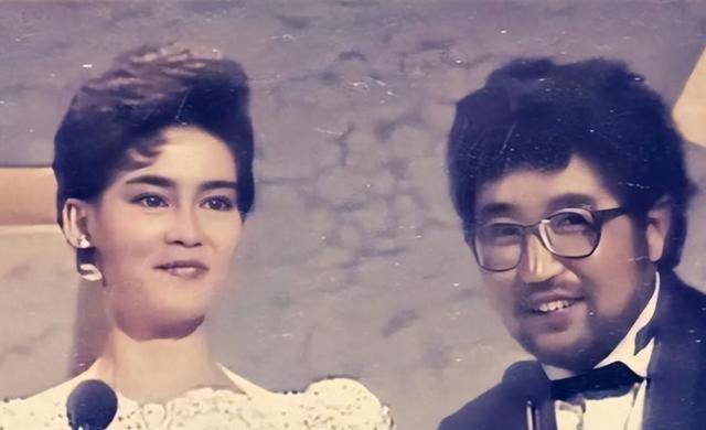 70 岁潘虹近况吓人，走路颤巍神情呆滞，40 年离婚真相藏不住