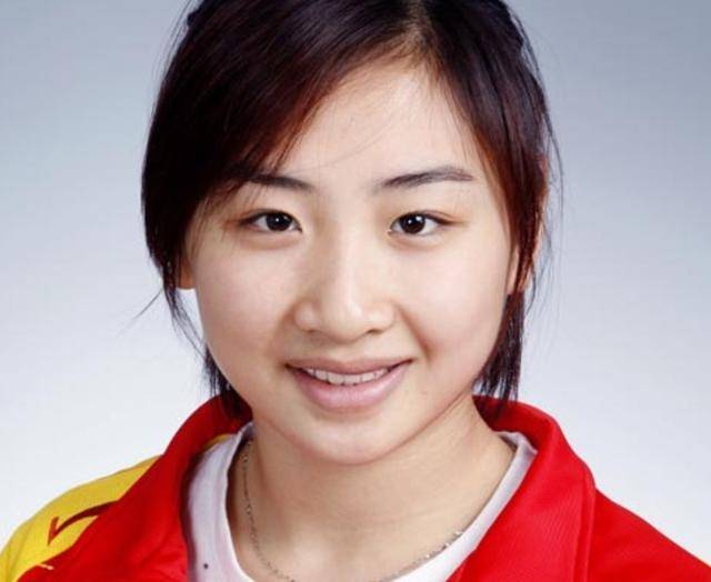 何雯娜和陈一冰分手,未婚先孕嫁入豪门,老公资产过亿,如今怎样