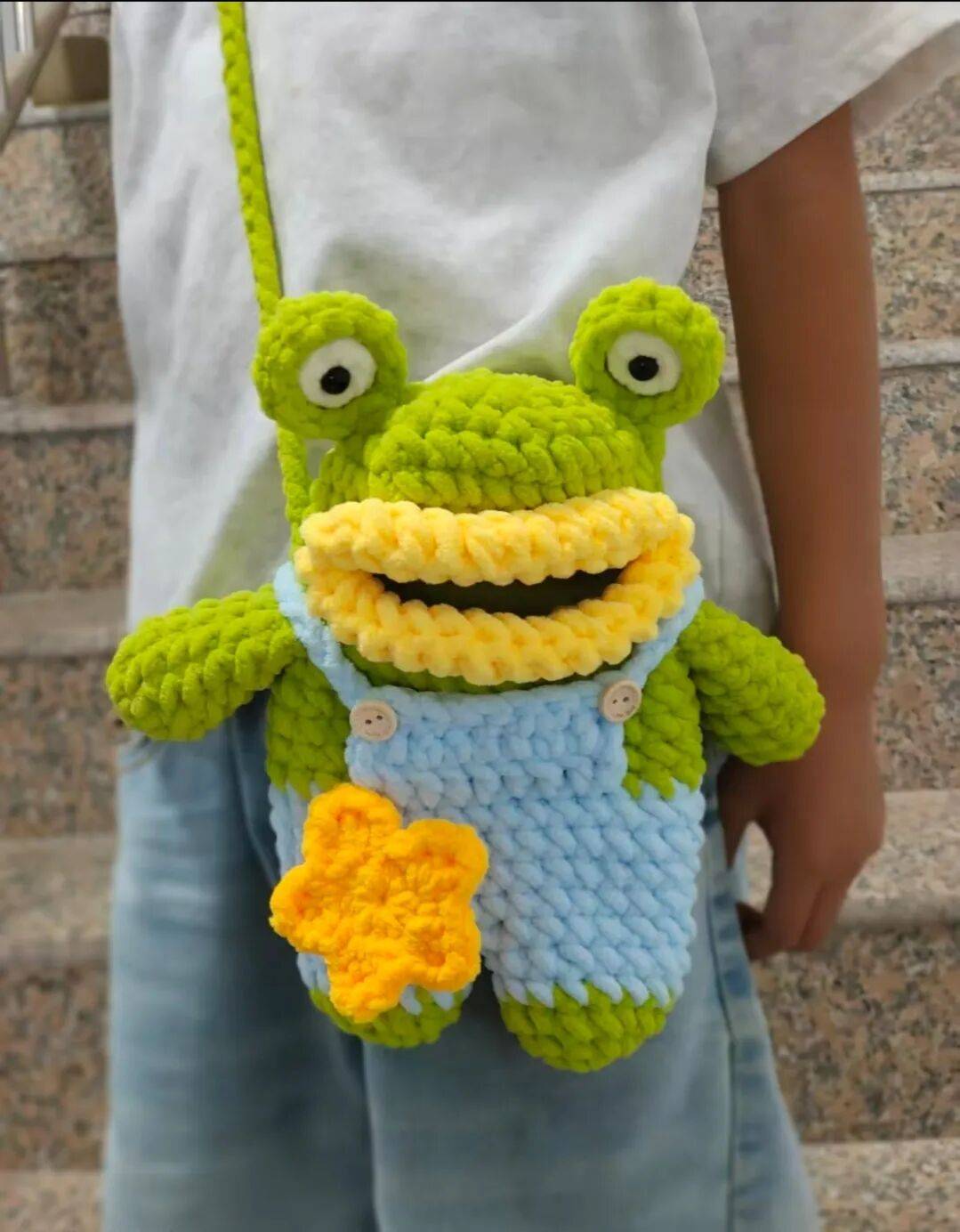 ��־�Ȼ��ͬѧ����һֻ è ȥ�Ͽ���