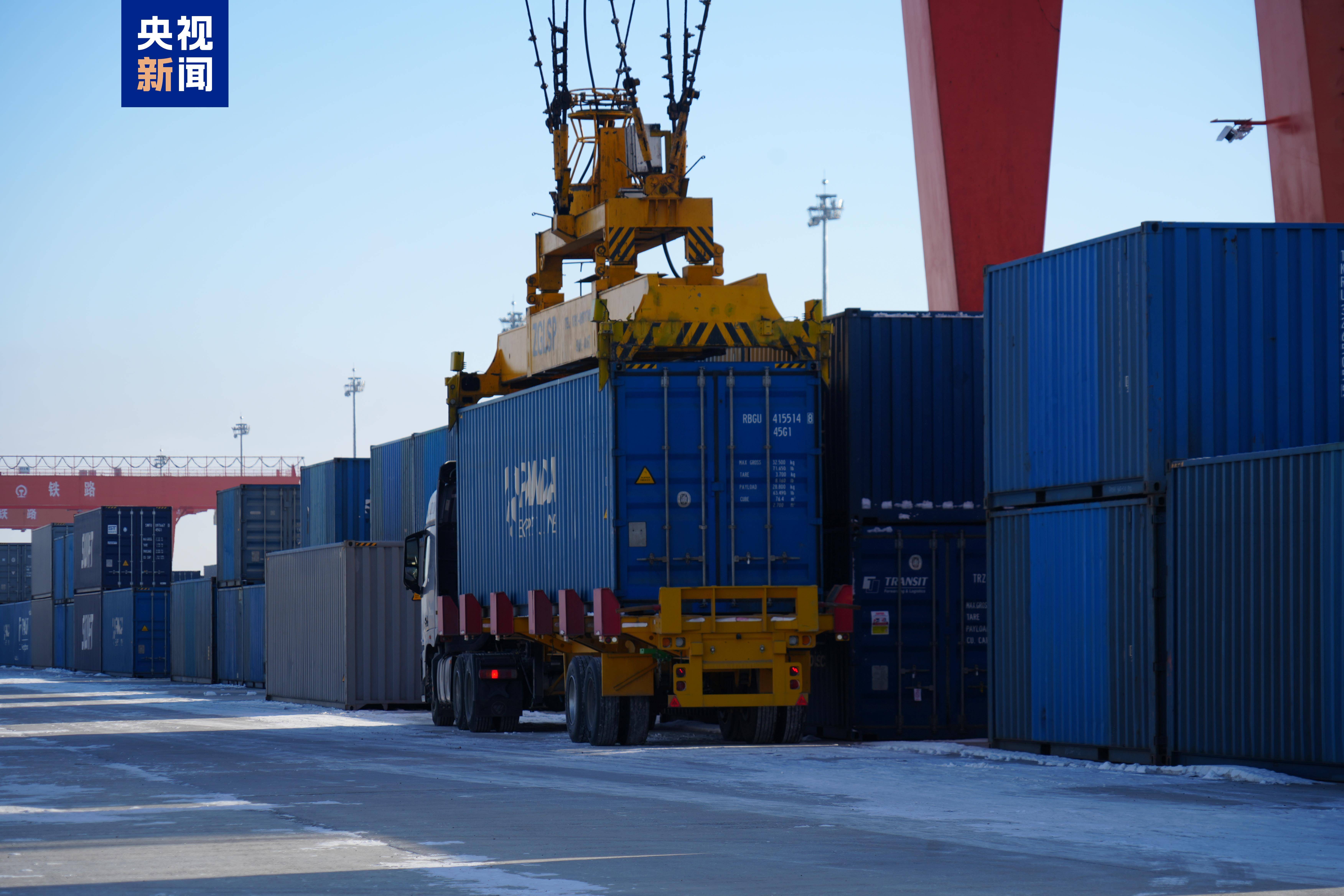 全国首位!满洲里铁路口岸今年进出口运量突破2000万吨