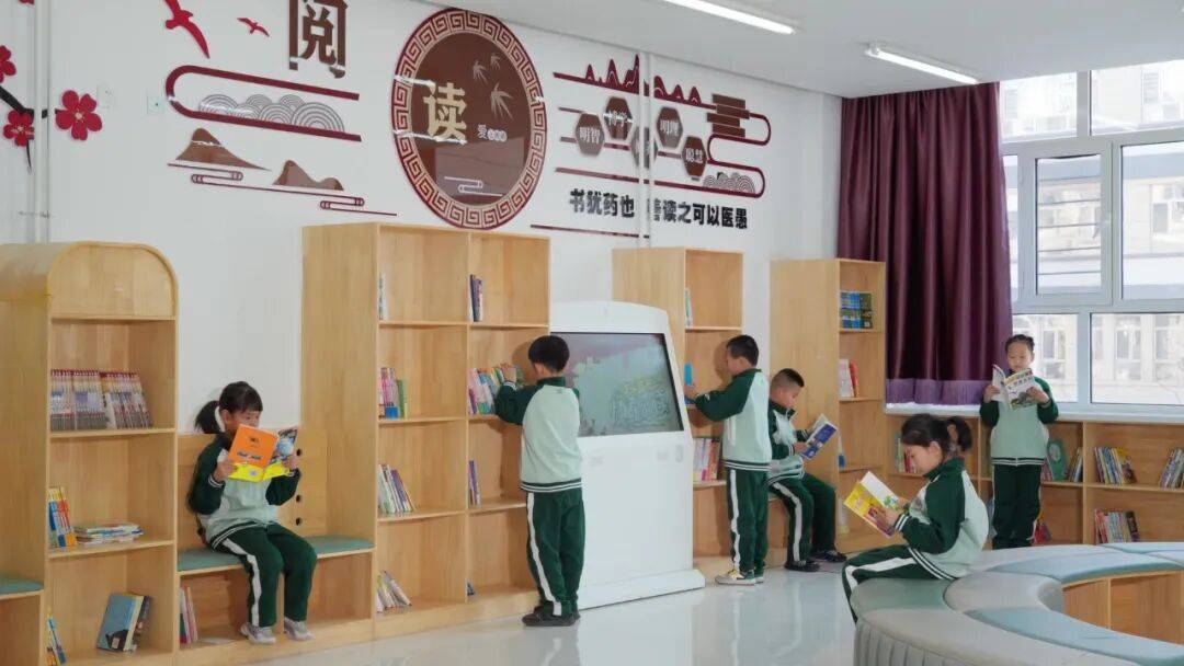 伊金霍洛旗第五小学:向美而行育书香丨典耀中华 书润暖城