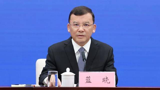 “75后”副部出任自治区副主席!多个省级政府领导班子调整 “75后”副部出任自治区副主席!多个省级政府领导班子调整