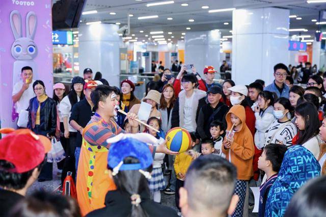 疯狂动物城空降长沙地铁！兔头妈妈联动朱迪尼克全城“抓”蛀牙