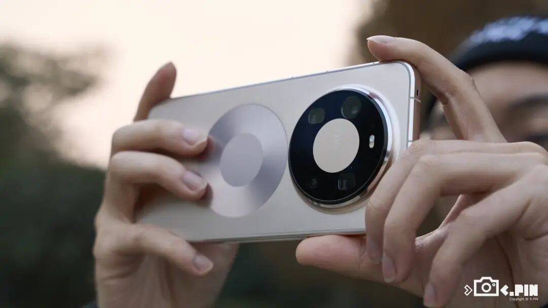 用了几天华为Mate80 Pro Max，我感觉它堆料有点过猛了。。。