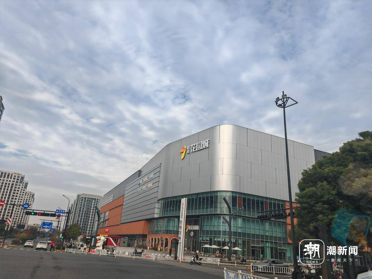 杭州又有两座商业综合体开业，周边居民高兴坏了