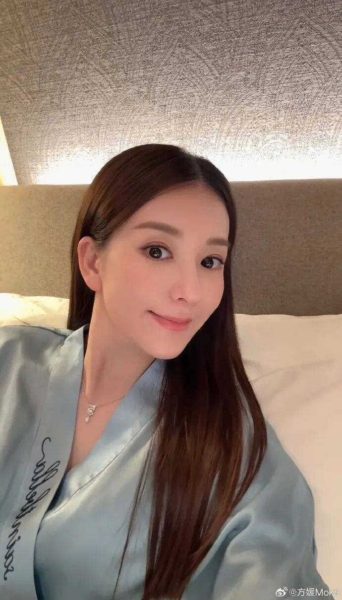 方媛晒月子中心照片透露三胎顺产