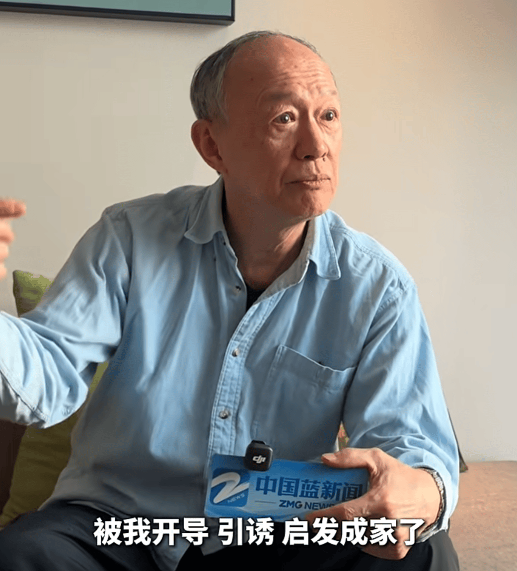 老戏骨回应近60岁生了龙凤胎:经常被误认为爷爷 老戏骨回应近60岁生了龙凤胎:经常被误认为爷爷