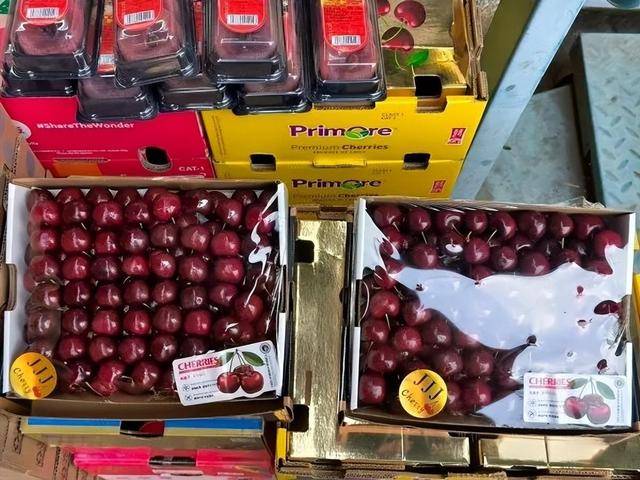 车厘子批发价“大跳水”，整件10斤装从1700元降至500元