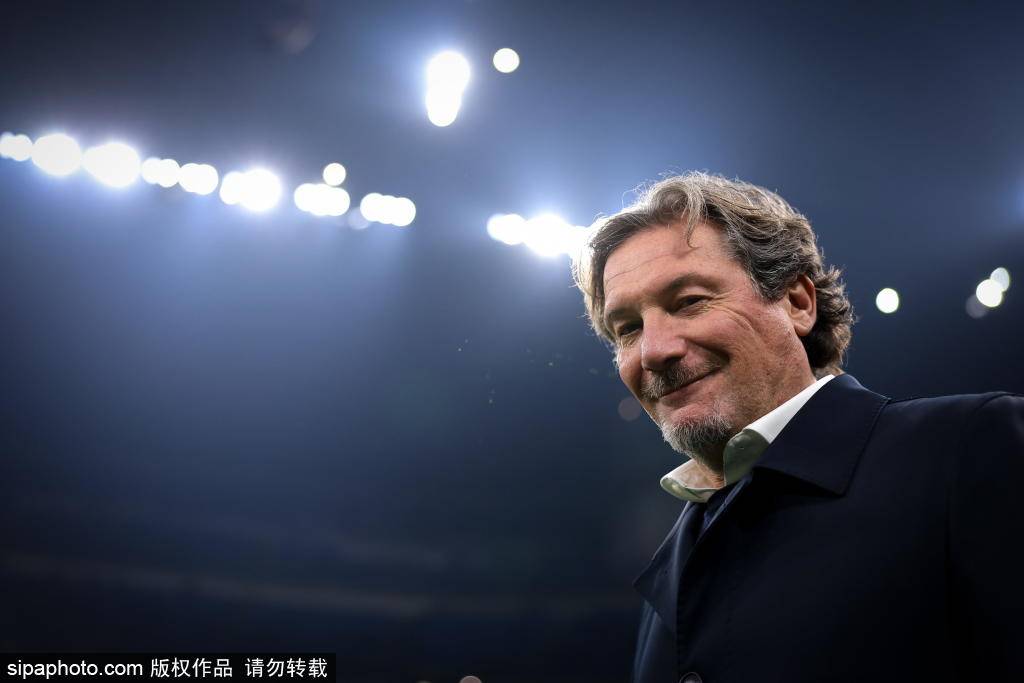 伊布与埃托奥的世纪交易背后:前国米总监揭秘转会内幕