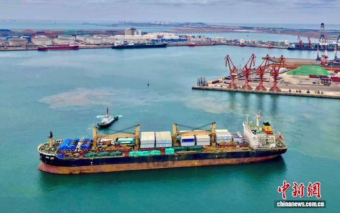 烟台港中非件杂货班轮航线年发运量突破500万吨
