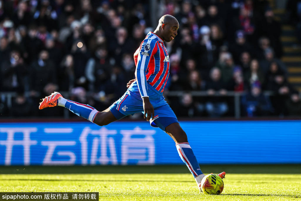 超8000万镑!曼联、皇马、红军、曼城争抢水晶宫新星沃顿,背后故事引人关注