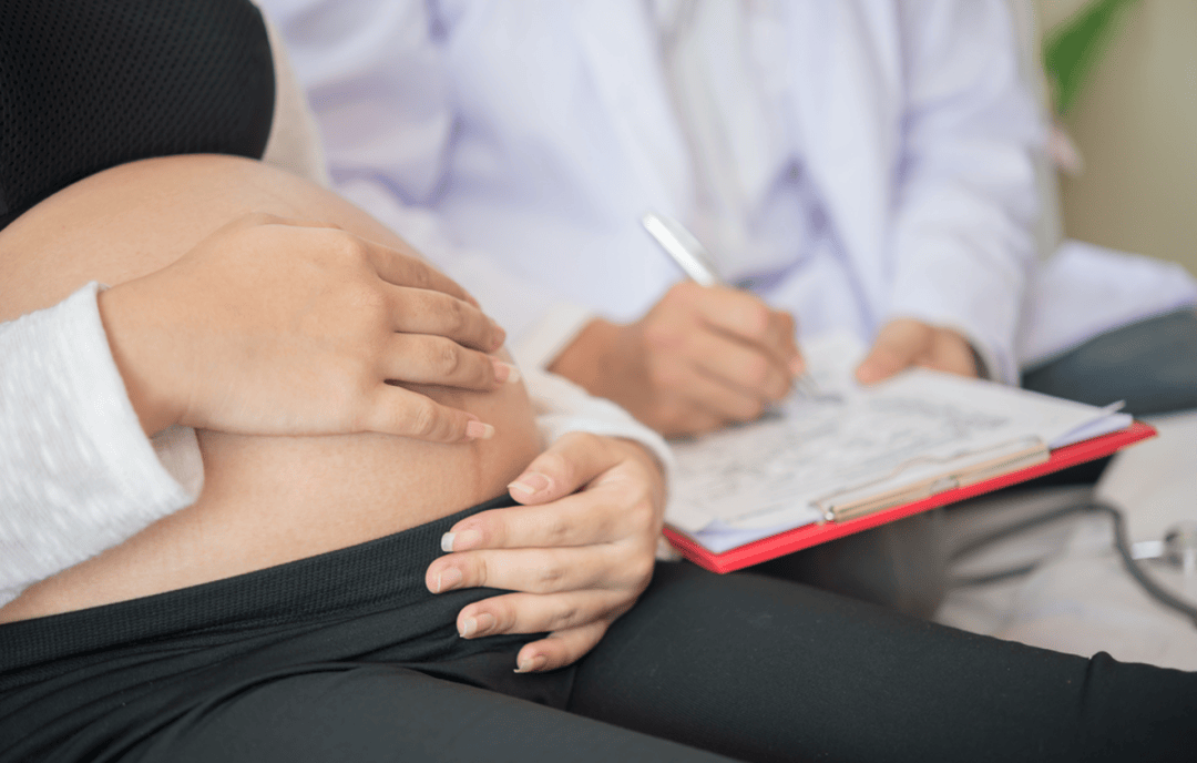 胎儿是臀位能转过来吗？还能顺产吗？