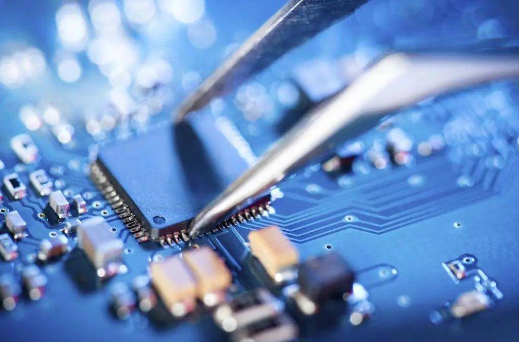 全球首款2nm手机芯片诞生，三星正式官宣量产，“台积电帝国”要被撼动？