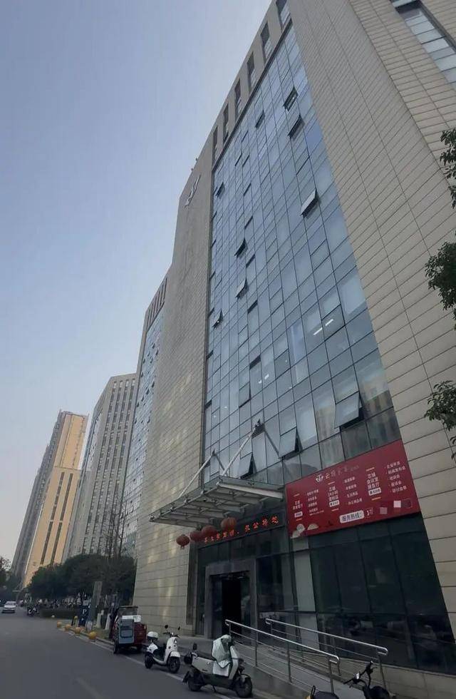 “催收大王”，要被催收了？