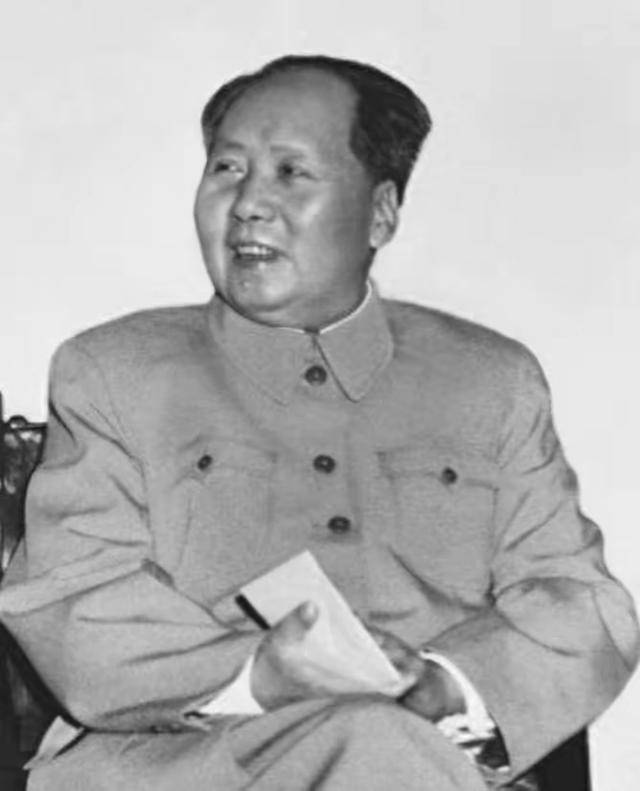 1949年,主席问周保中:抗联不撤到苏联会怎样?周的回答让人心疼_东北_日军_带着