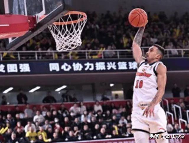 广东首节大胜天津！焦泊乔+3外齐发挥，徐杰陷低迷，天津仅靠3将