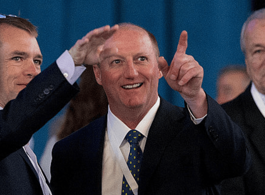 图片[2]-95岁“股神”巴菲特退休 相中的接班人竟与他性格完全不同 -华闻时空