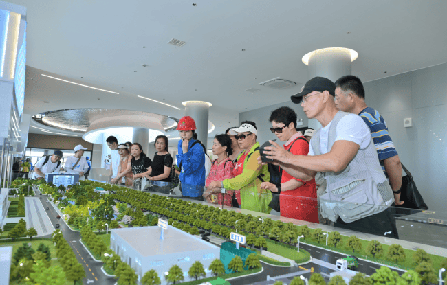 行走江城,共绘青绿——市民群众的“生态课堂”