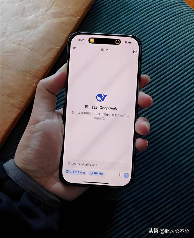 原创             28岁华裔天才成百亿富豪，却献计特朗普封锁中国AI技术，他咋想的