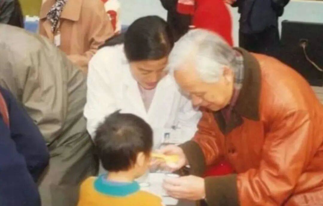 联合国通过决议:纪念“糖丸爷爷”!