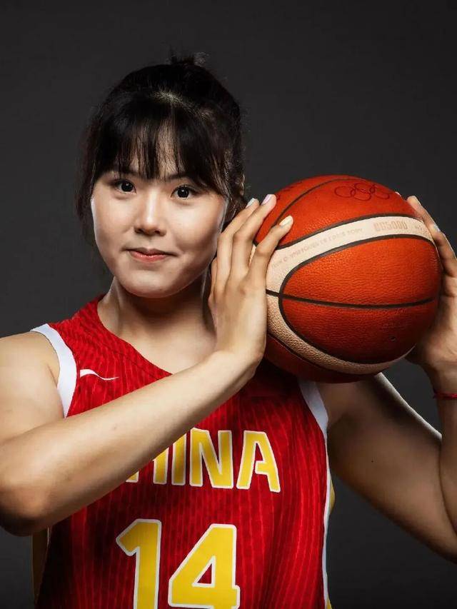 长治姑娘李月汝，入选中国女篮集训名单！
