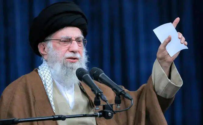 特朗普：对伊朗所有贸易伙伴征收25%关税