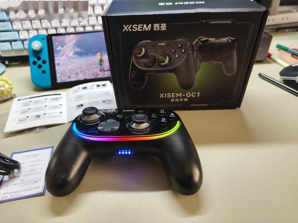 西圣GC1游戏手柄体验分享，有灯光有体感，玩起来还不错