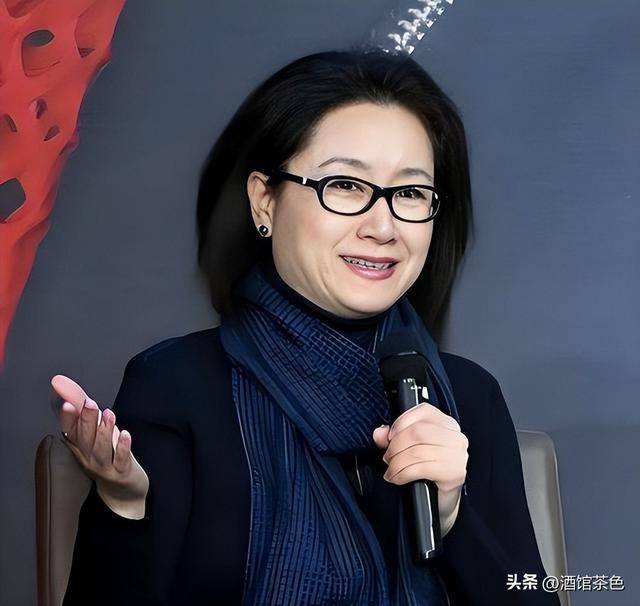 她是郎昆第一任妻，曾任春晚总导演，70岁未再婚又与前夫携手合作_王冼平_工作_事业