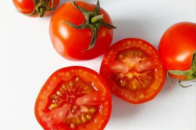 番茄立大功！调查发现：经常吃番茄的人，用不了半年，或有5变化