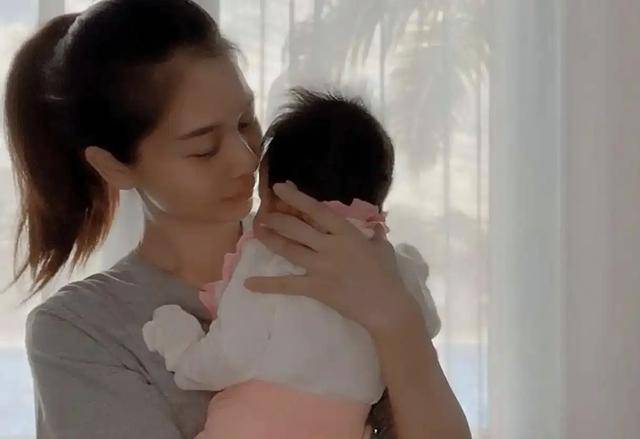 TVB离巢女星罕见现身活动！自曝无意复出，去年低调生三胎