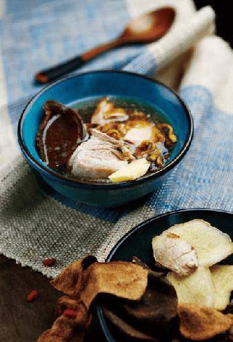 每日一膳｜总在冬天怕冷又容易上火，这碗源自山林的古法暖汤帮你温和驱散寒湿，暖身不燥～广东省中医院杨志敏教授推荐